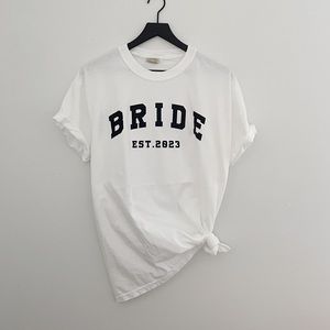 Bride shirt (year can be changed!)